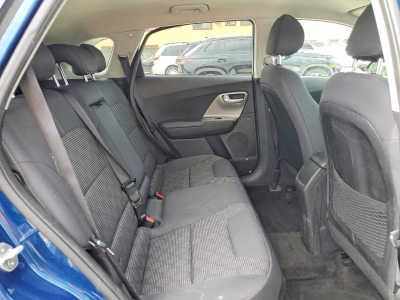 2019 KIA NIRO LX 10