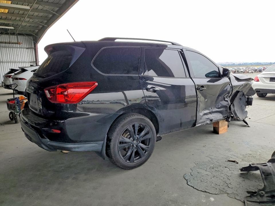 2018 NISSAN PATHFINDER SL 3