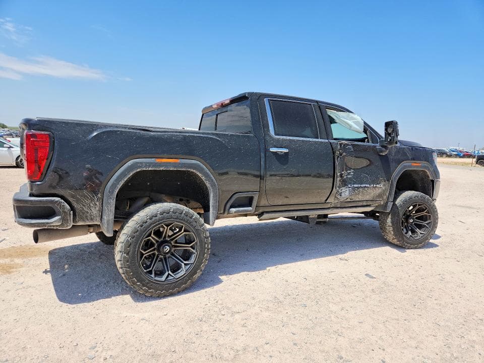 2022 GMC SIERRA K2500 DENALI 3