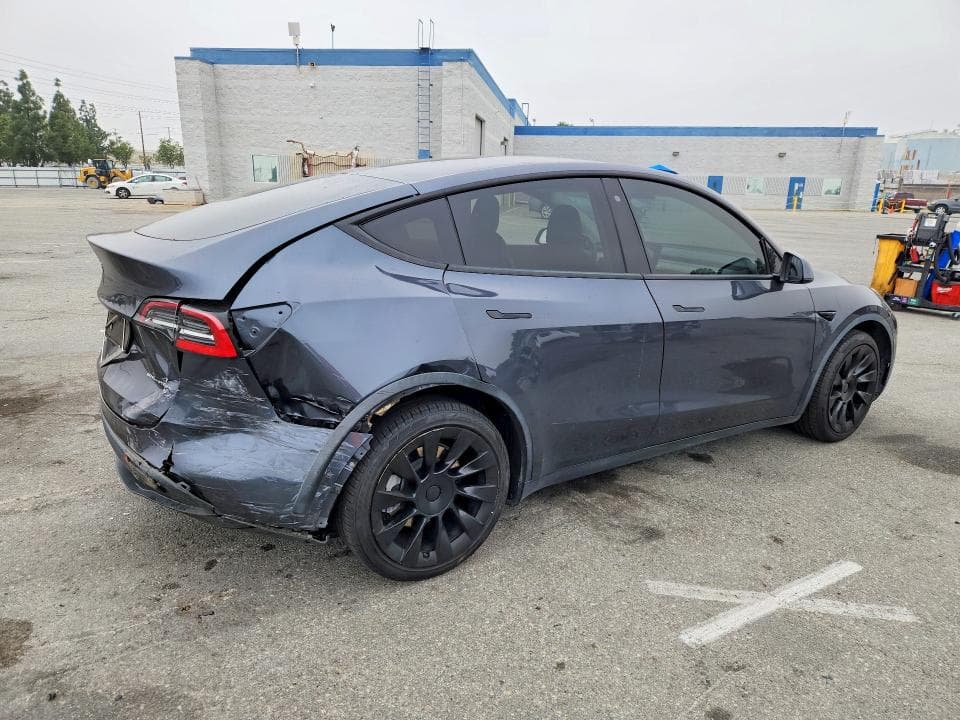 2020 TESLA MODEL Y 3