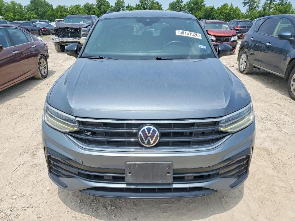 2022 VOLKSWAGEN TIGUAN SE R-LINE BLACK 5