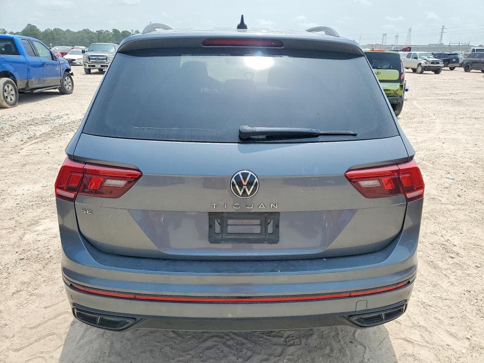 2022 VOLKSWAGEN TIGUAN SE R-LINE BLACK 6