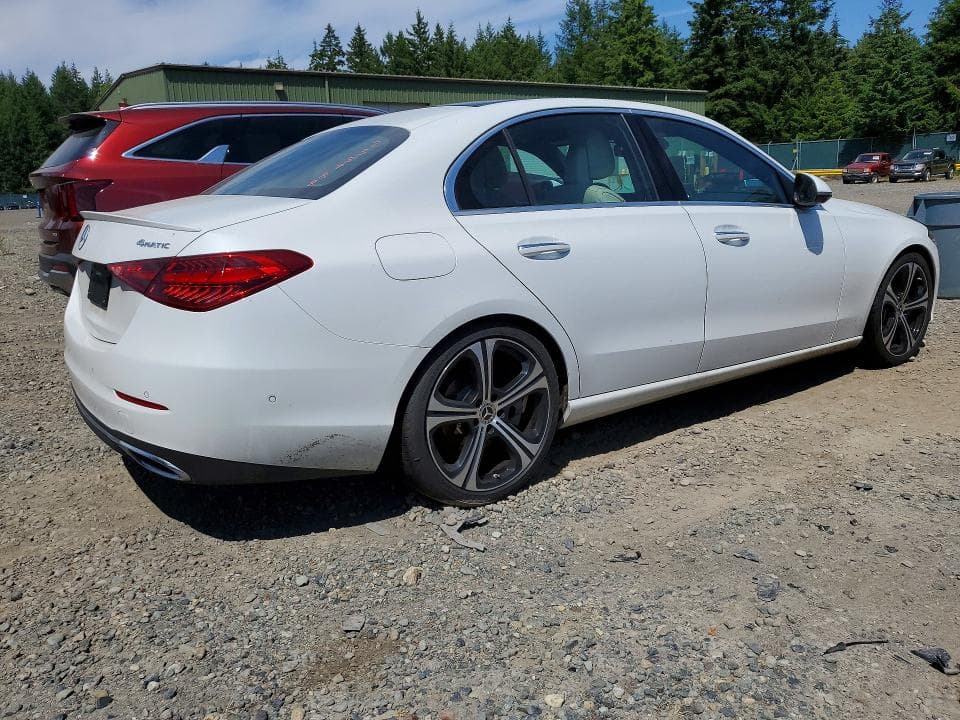 2022 MERCEDES-BENZ C 300 4MATIC 3
