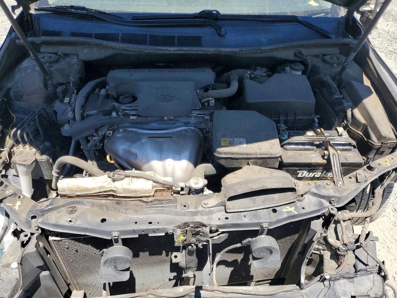 2017 TOYOTA CAMRY SE 11