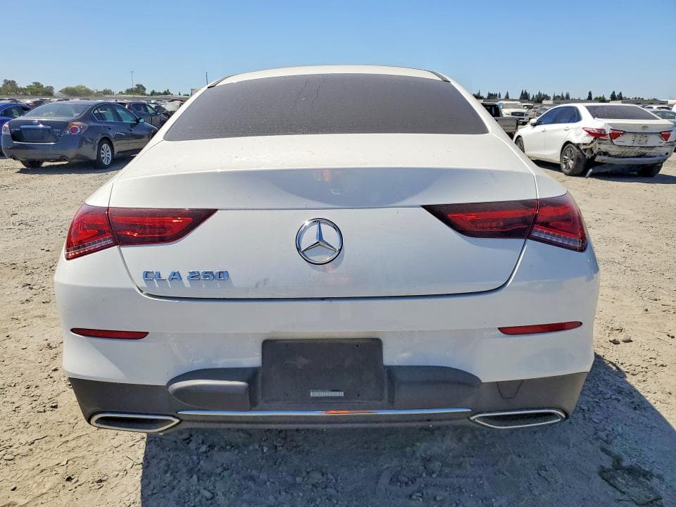 2020 MERCEDES-BENZ CLA 250 6