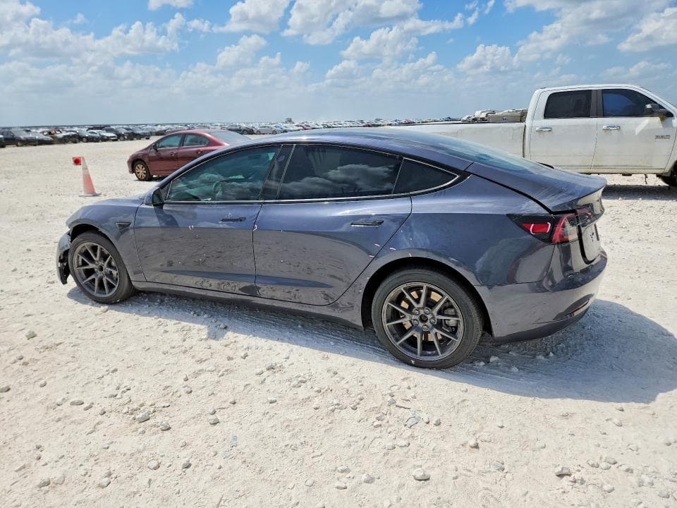 2023 TESLA MODEL 3 2