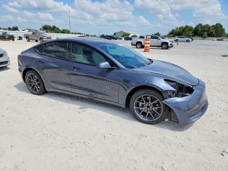 2023 TESLA MODEL 3 4