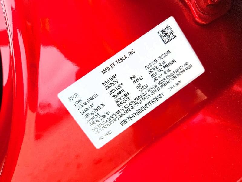 2026 TESLA MODEL Y 13