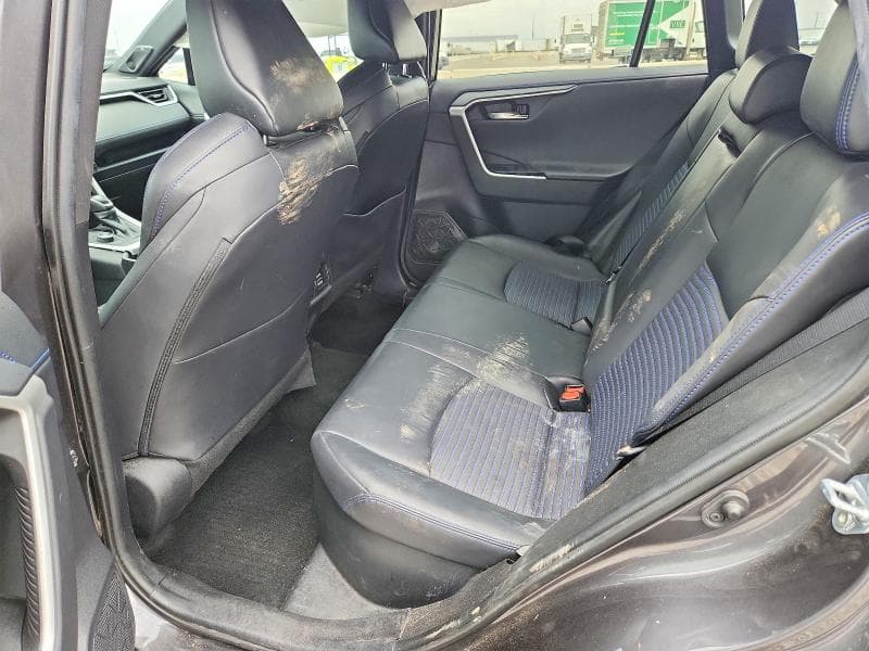2021 TOYOTA RAV4 XSE 11