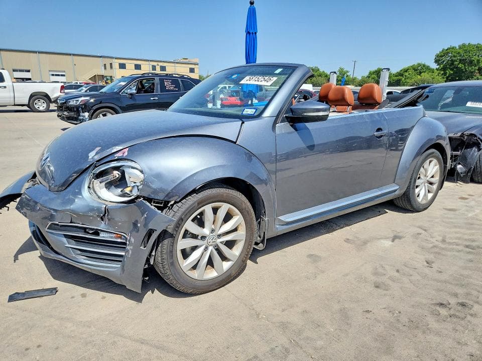 2017 VOLKSWAGEN BEETLE S/SE