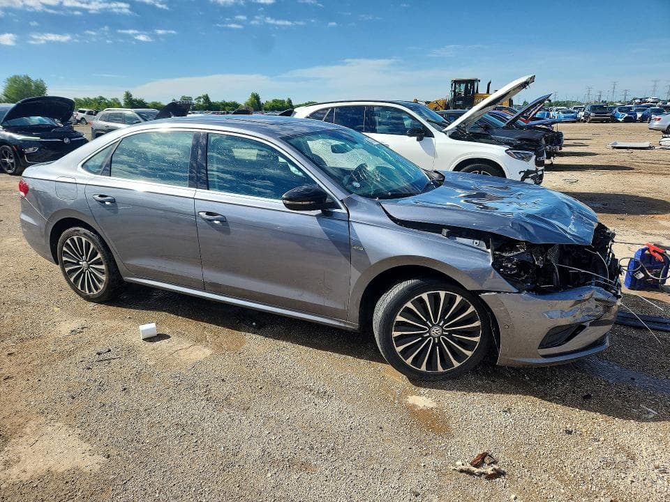 2022 VOLKSWAGEN PASSAT LIMITED EDITION 4