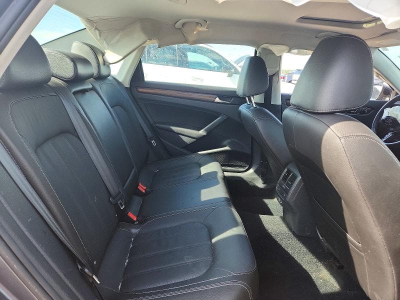 2022 VOLKSWAGEN PASSAT LIMITED EDITION 10