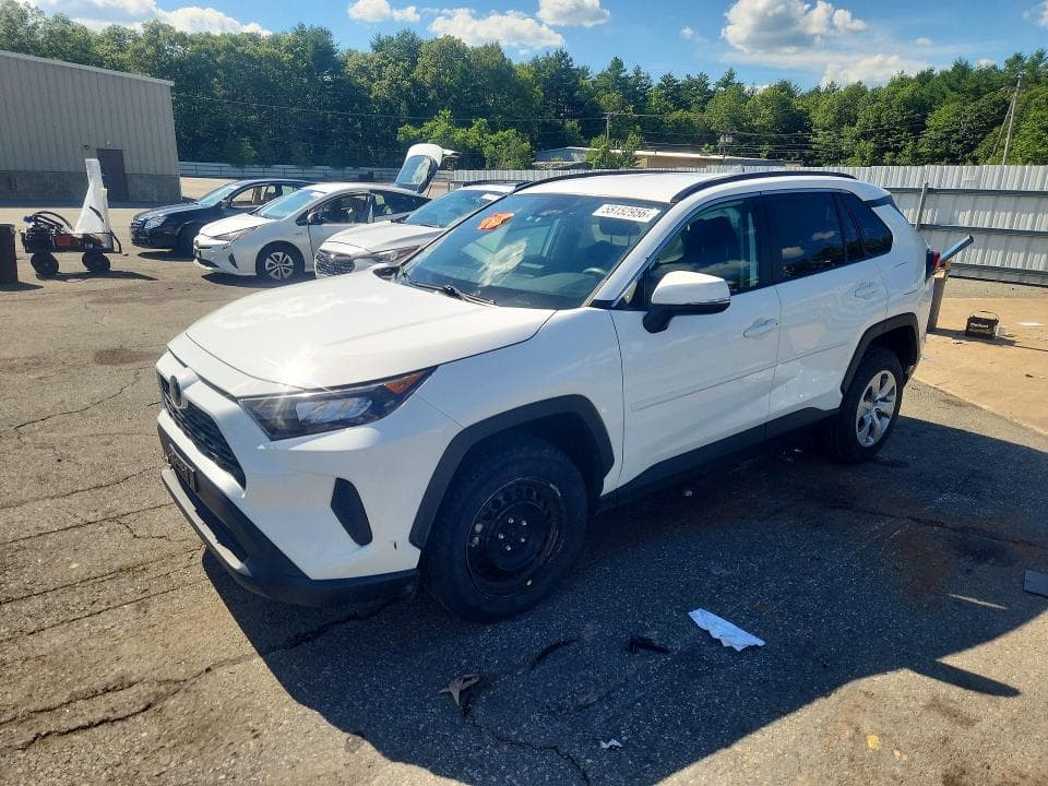 2021 TOYOTA RAV4 LE 1