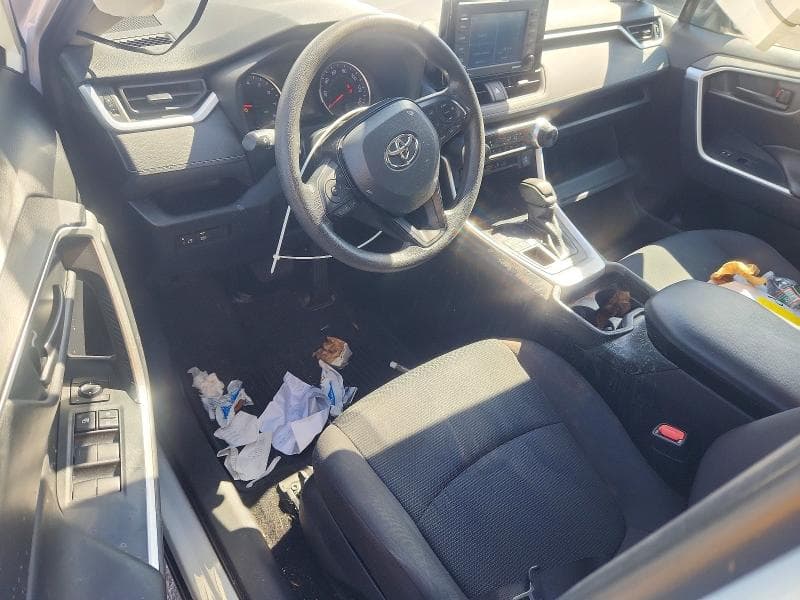 2021 TOYOTA RAV4 LE 8