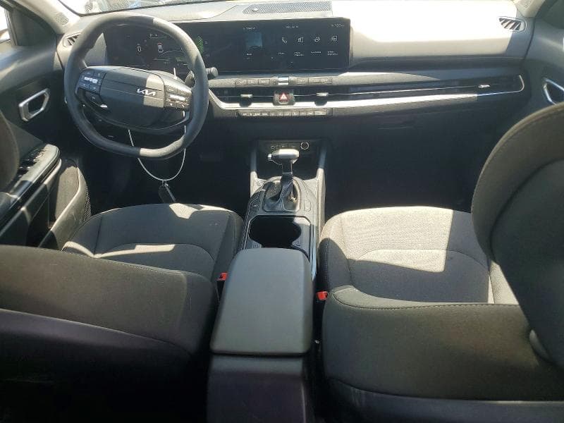 2025 KIA K4 LXS 8