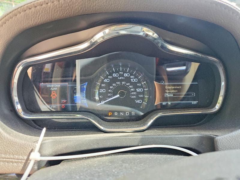 2018 LINCOLN MKT 9
