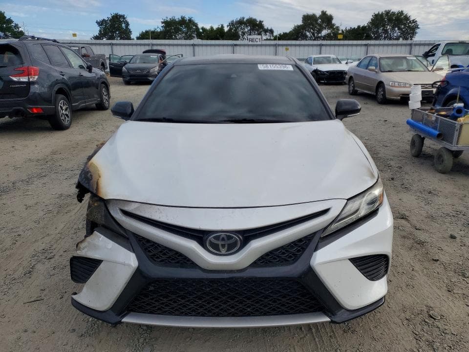 2019 TOYOTA CAMRY XSE 5