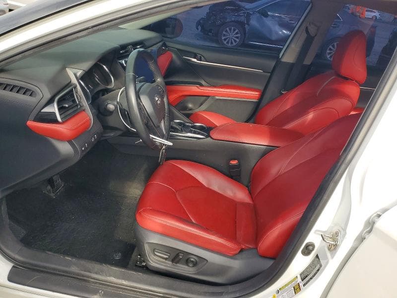 2019 TOYOTA CAMRY XSE 7