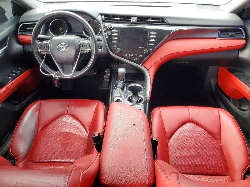 2019 TOYOTA CAMRY XSE 8