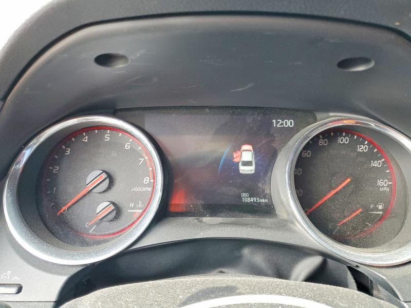 2019 TOYOTA CAMRY XSE 9