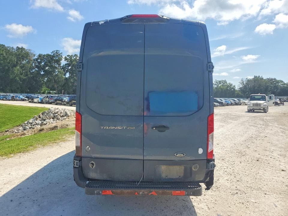 2020 FORD TRANSIT T-250 6