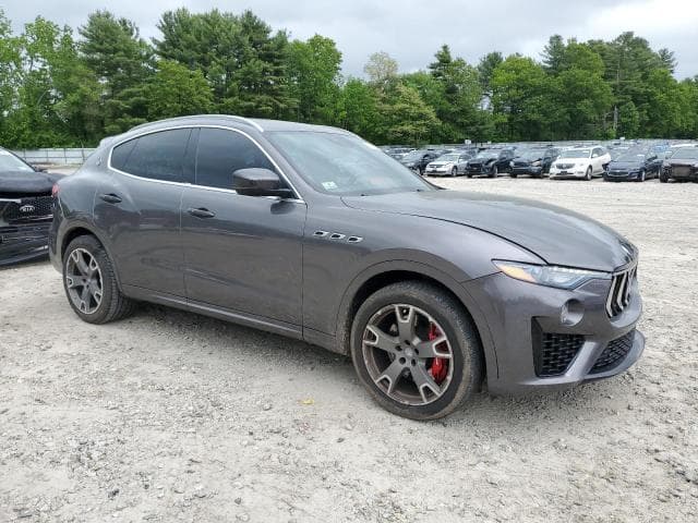 2017 MASERATI LEVANTE S SPORT 4