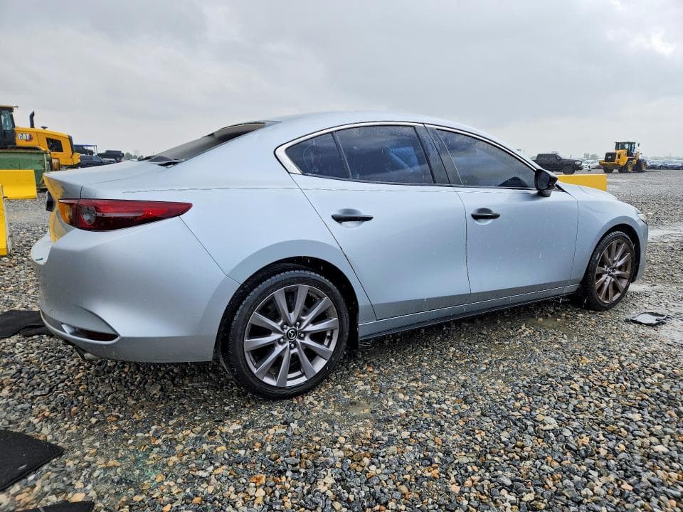 2020 MAZDA 3 SELECT 3