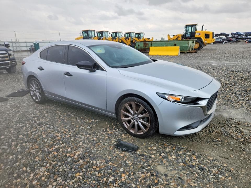 2020 MAZDA 3 SELECT 4