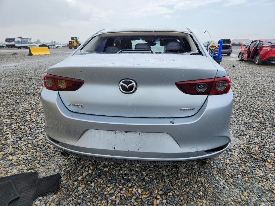 2020 MAZDA 3 SELECT 6