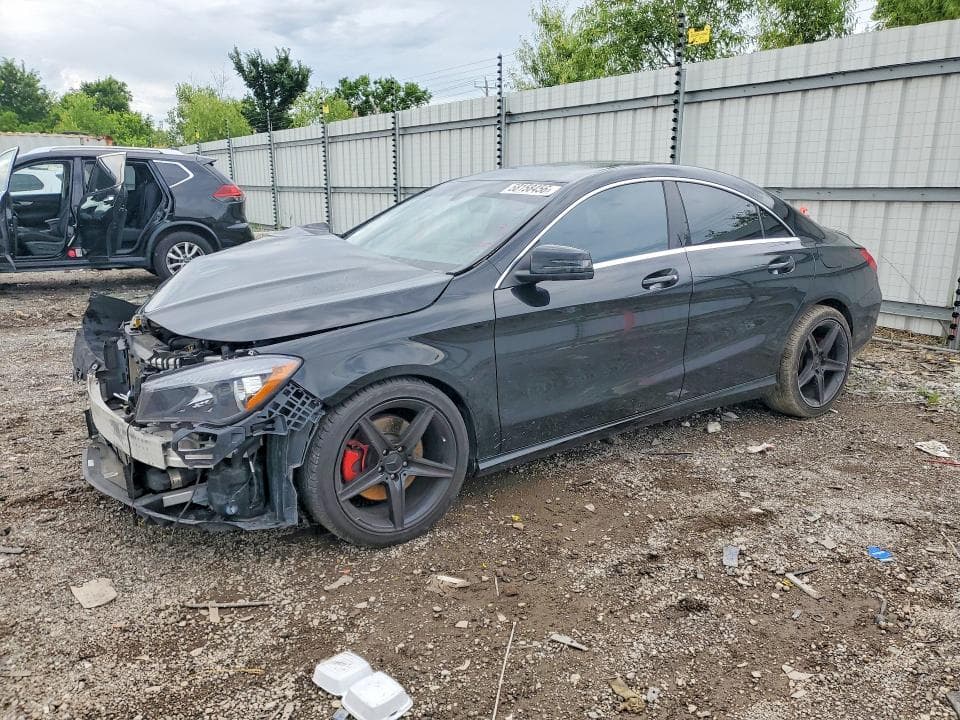 2016 MERCEDES-BENZ CLA 250 1
