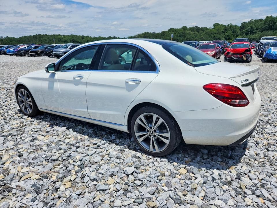 2018 MERCEDES-BENZ C 300 2