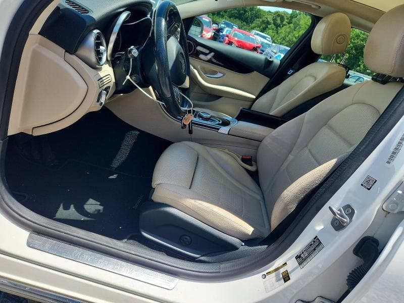 2018 MERCEDES-BENZ C 300 7