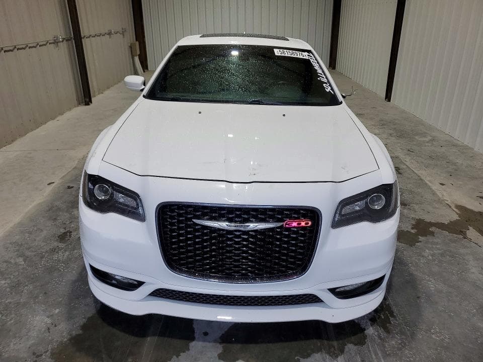 2018 CHRYSLER 300 S 5
