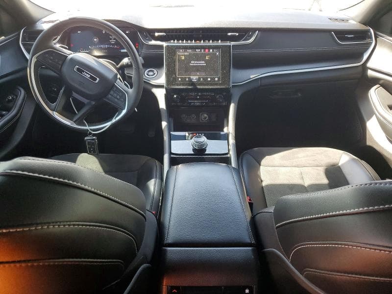 2024 JEEP GRAND CHEROKEE L LAREDO 8