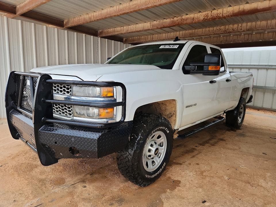 2019 CHEVROLET SILVERADO - 1