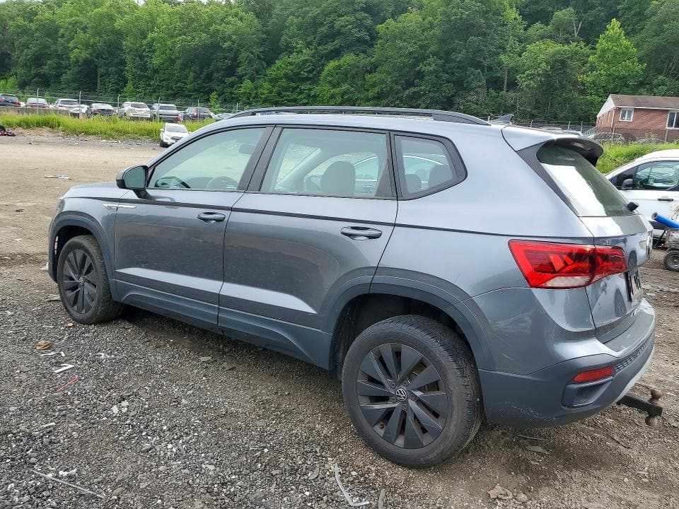 2022 VOLKSWAGEN TAOS S 2