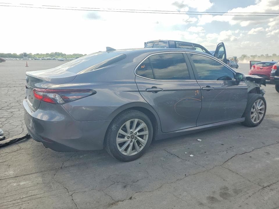 2023 TOYOTA CAMRY LE 3