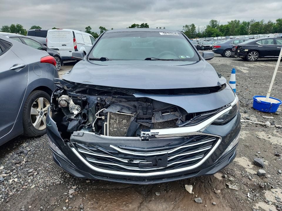 2021 CHEVROLET MALIBU LT 5