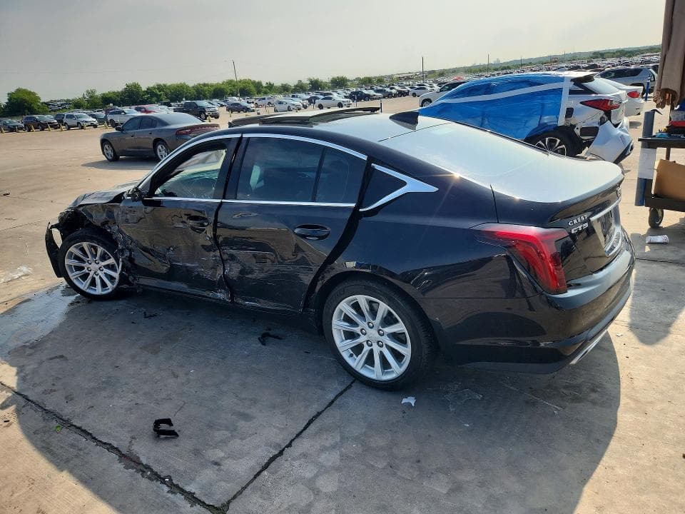 2021 CADILLAC CT5 LUXURY 2