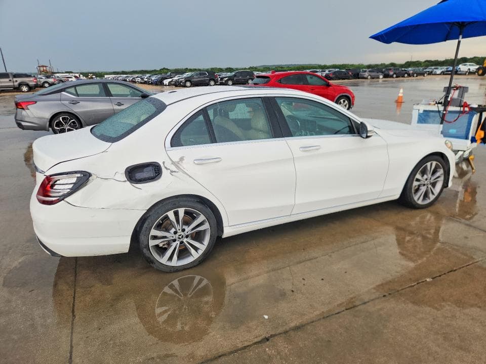 2019 MERCEDES-BENZ C 300 300 3