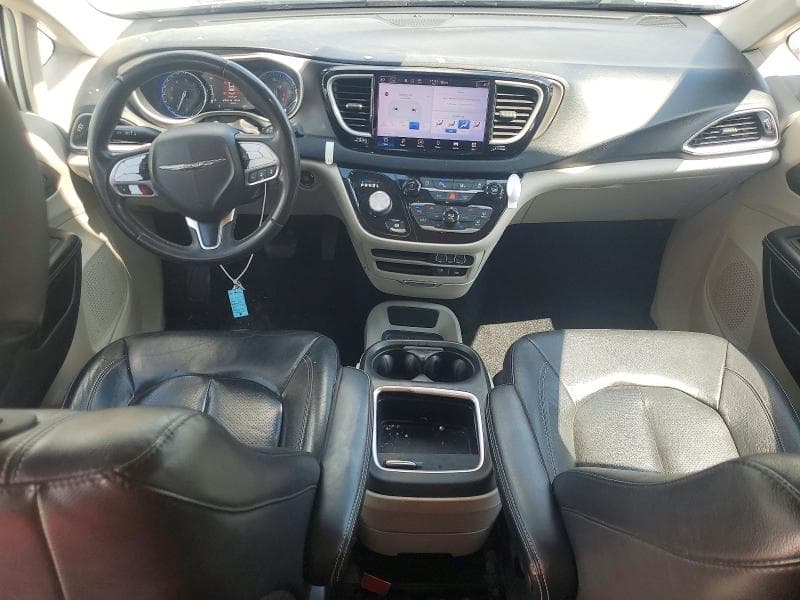 2022 CHRYSLER PACIFICA TOURING L 8