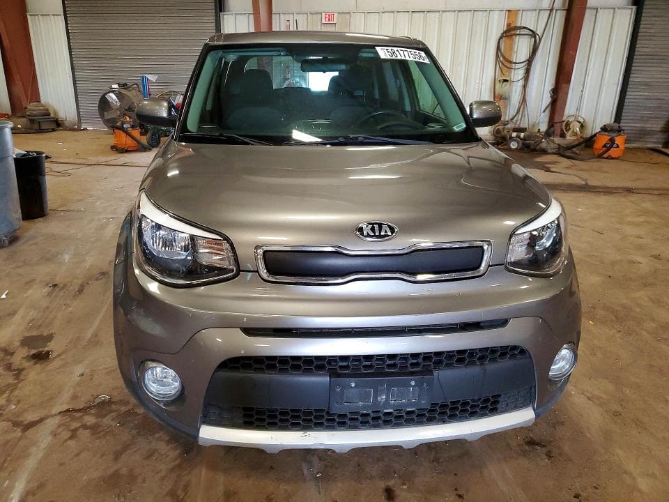2018 KIA SOUL + 5