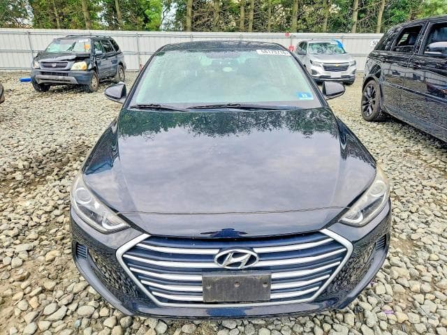 2017 HYUNDAI ELANTRA SE SE 5