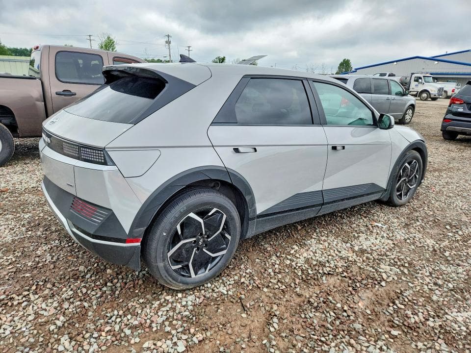 2023 HYUNDAI IONIQ 5 SEL 3