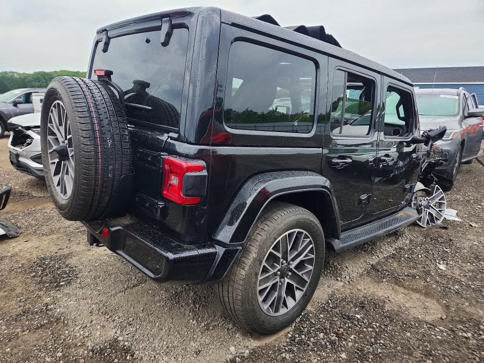 2022 JEEP WRANGLER UNLIMITED SAHARA 4XE 3
