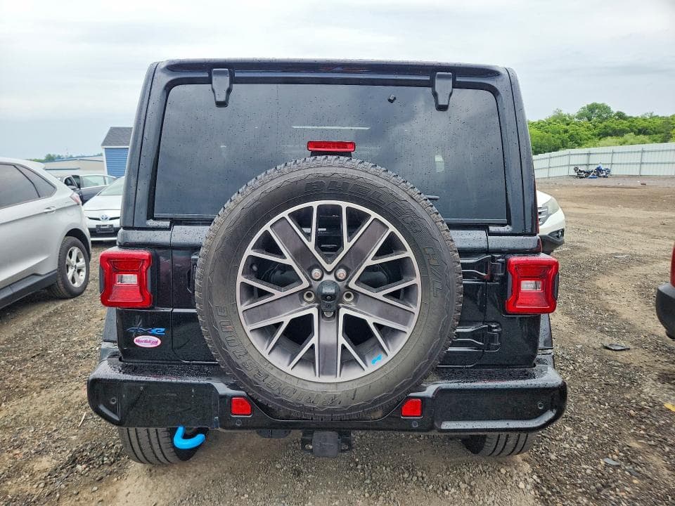 2022 JEEP WRANGLER UNLIMITED SAHARA 4XE 6