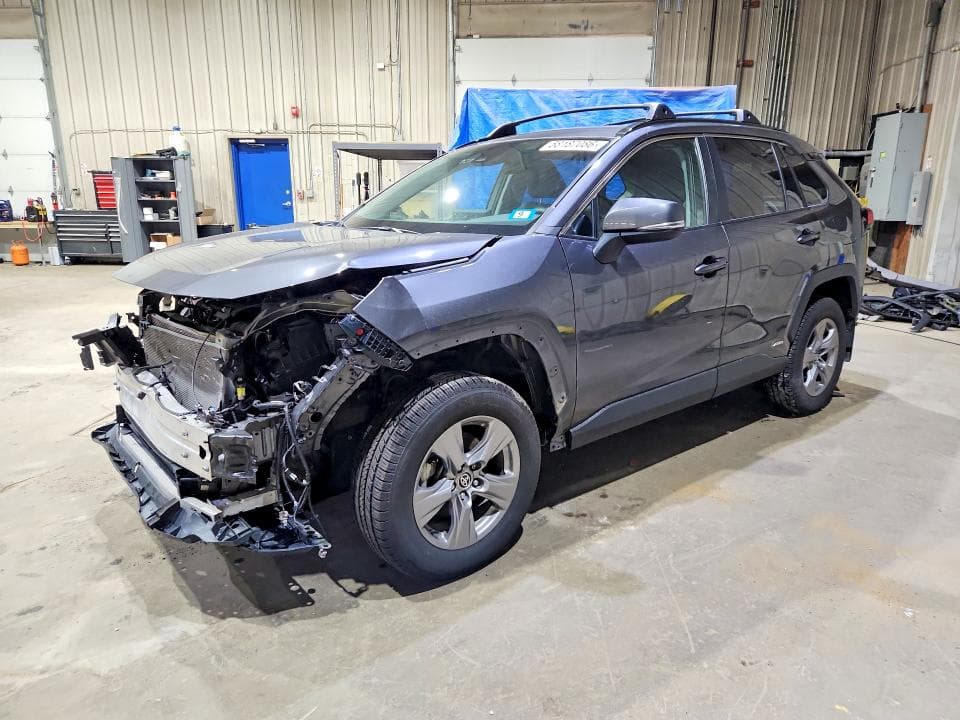 2022 TOYOTA RAV4 XLE XLE - 1