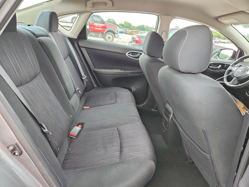 2019 NISSAN SENTRA SV 10