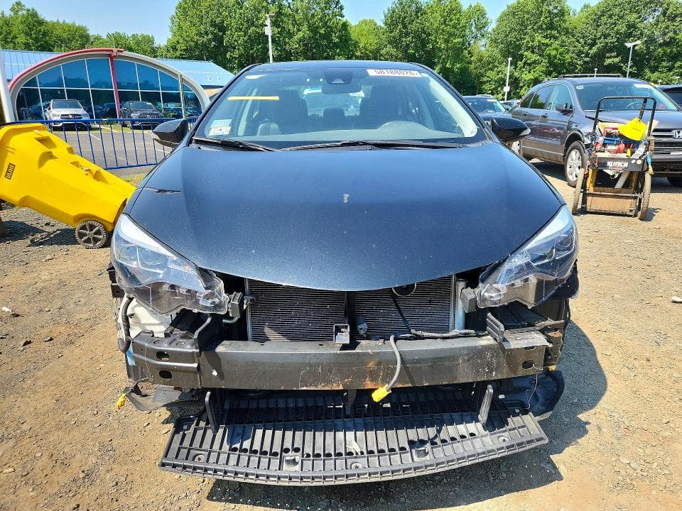 2018 TOYOTA COROLLA SE 5