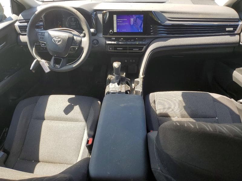 2025 TOYOTA CAMRY LE LE 8